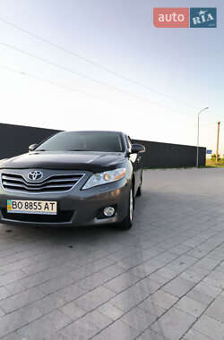 Седан Toyota Camry 2011 в Козове