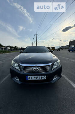 Седан Toyota Camry 2012 в Киеве