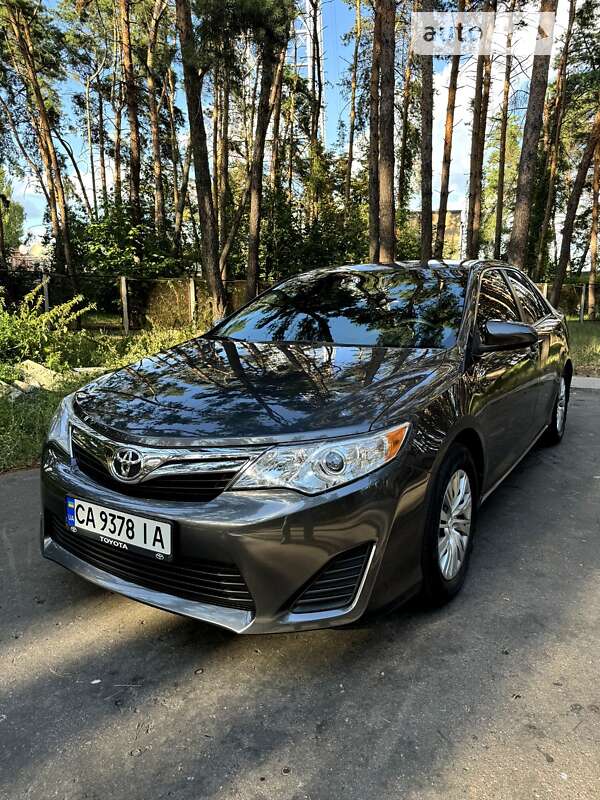 Toyota Camry 2014