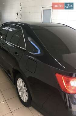 Седан Toyota Camry 2014 в 