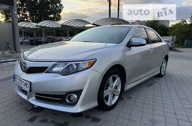 Седан Toyota Camry 2012 в Львове