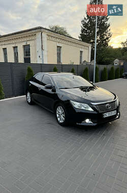 Седан Toyota Camry 2012 в Черкасах