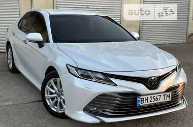 Седан Toyota Camry 2017 в Одесі