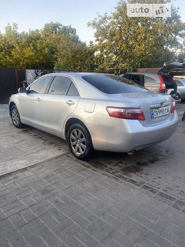 Седан Toyota Camry 2006 в Прилуках