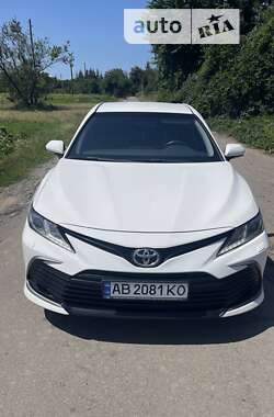 Седан Toyota Camry 2022 в Вінниці