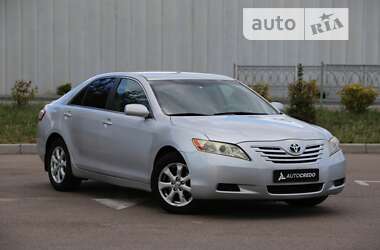 Седан Toyota Camry 2008 в Києві