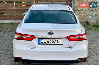 Седан Toyota Camry 2018 в Стрые