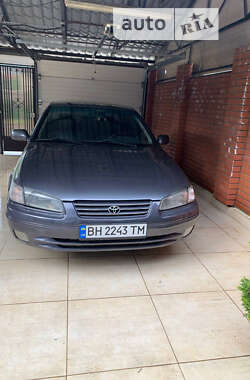 Седан Toyota Camry 1998 в Одесі