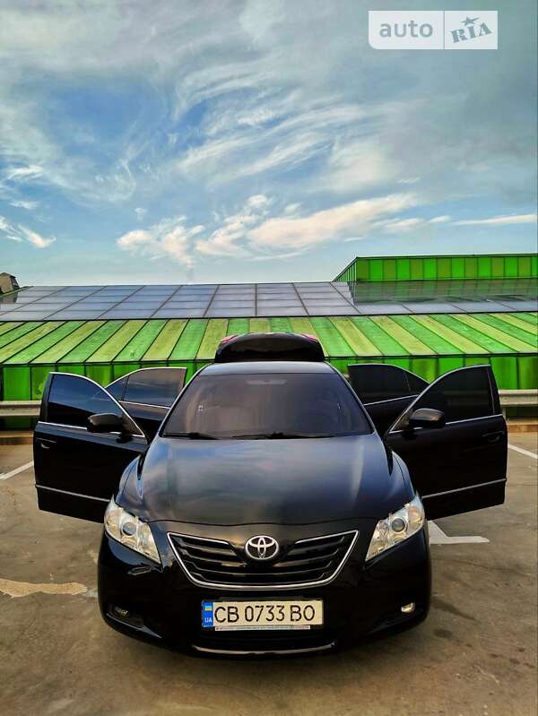 Седан Toyota Camry 2009 в Києві