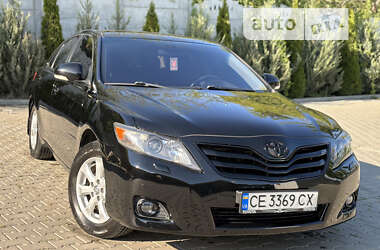 Седан Toyota Camry 2010 в Кицмани