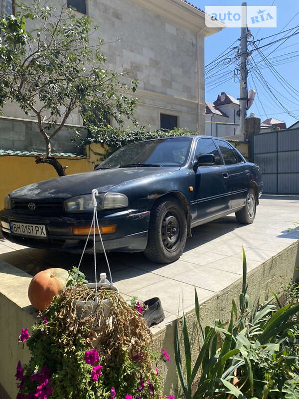 Седан Toyota Camry 1992 в Одесі
