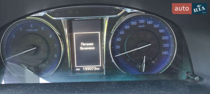 Седан Toyota Camry 2015 в Полтаві