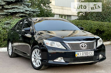 Седан Toyota Camry 2012 в Киеве