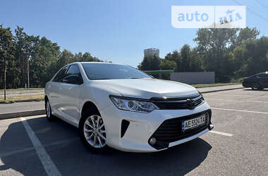 Седан Toyota Camry 2015 в Дніпрі