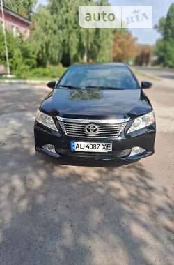 Седан Toyota Camry 2012 в Каменском