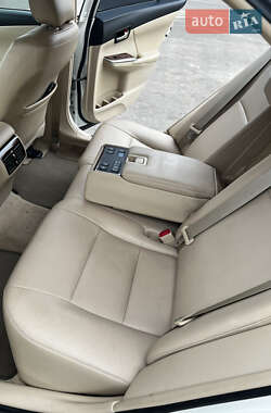 Седан Toyota Camry 2012 в 