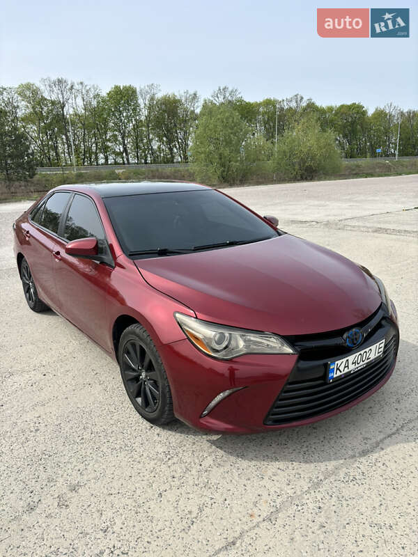 Седан Toyota Camry 2016 в Броварах