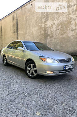 Седан Toyota Camry 2003 в Львові