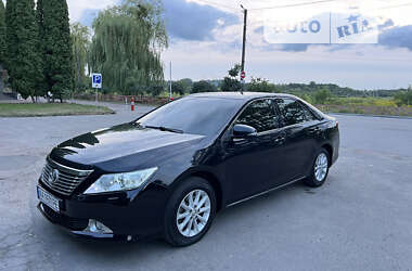 Седан Toyota Camry 2012 в Житомирі