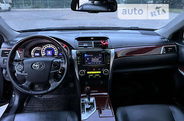 Седан Toyota Camry 2012 в Житомирі