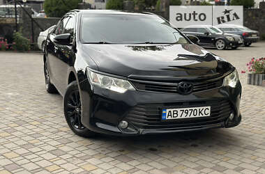 Седан Toyota Camry 2014 в Хмельницькому