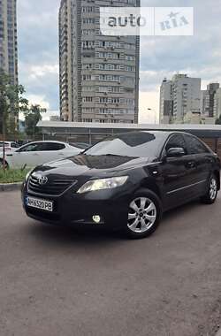 Седан Toyota Camry 2007 в Києві