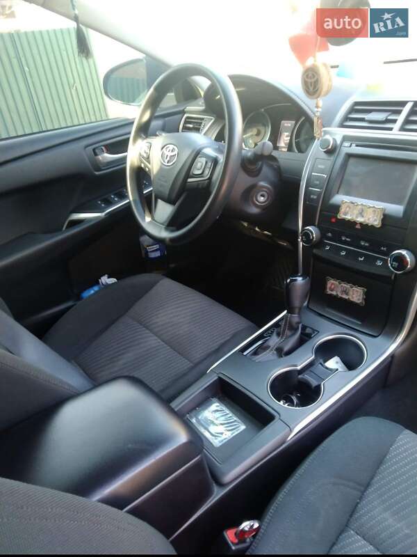 Седан Toyota Camry 2016 в Кременці