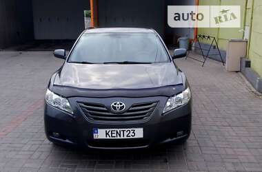 Седан Toyota Camry 2006 в Николаеве