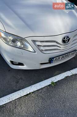 Седан Toyota Camry 2011 в Тульчине