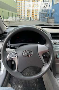 Седан Toyota Camry 2008 в Киеве