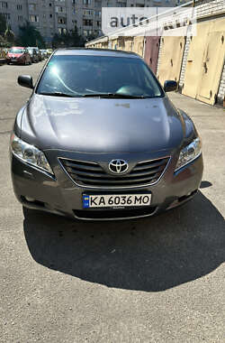 Седан Toyota Camry 2007 в Києві