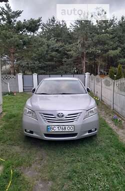 Седан Toyota Camry 2007 в Львові