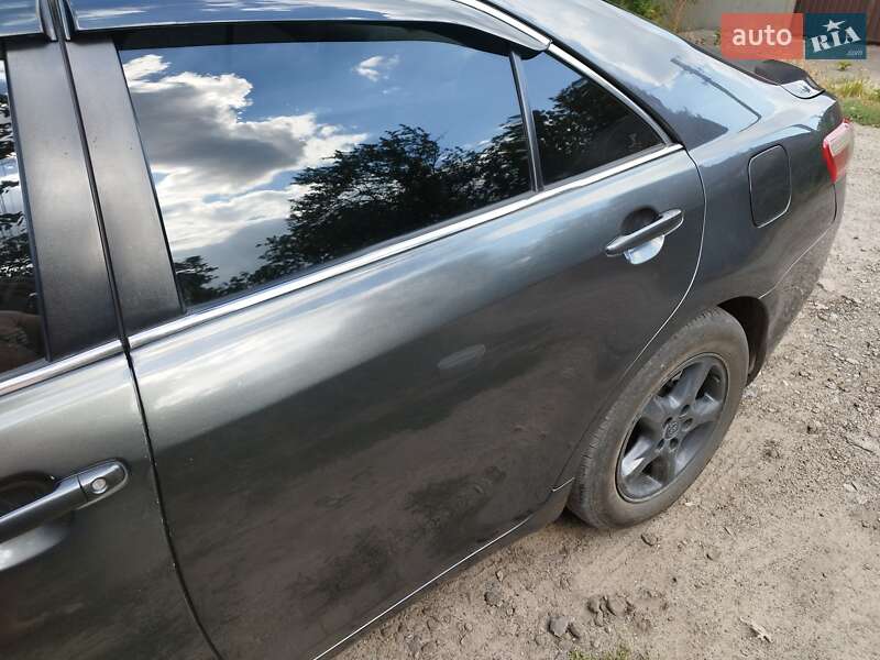 Седан Toyota Camry 2007 в Славянске