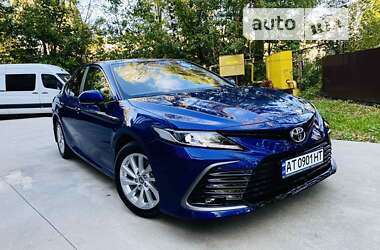 Седан Toyota Camry 2023 в Богородчанах