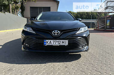 Седан Toyota Camry 2017 в Жашкове