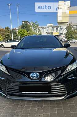 Седан Toyota Camry 2021 в Киеве