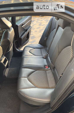 Седан Toyota Camry 2020 в 