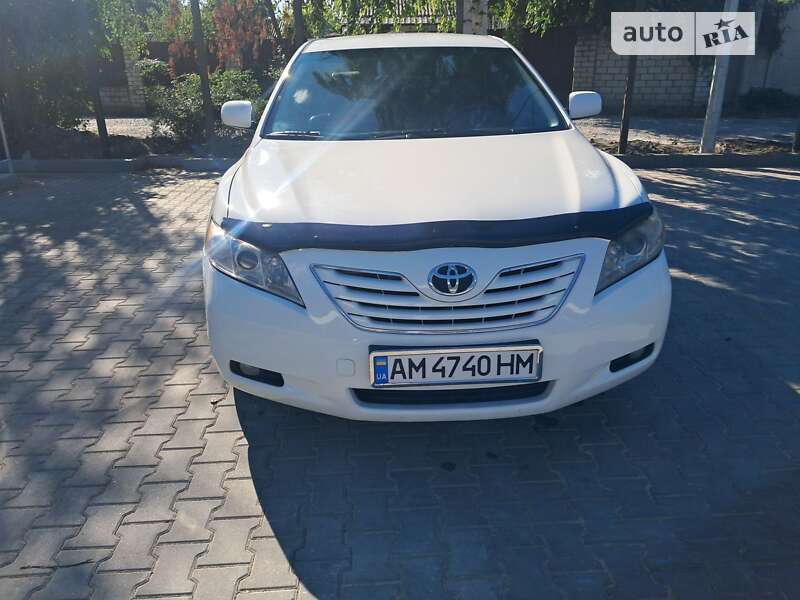 Седан Toyota Camry 2007 в Житомире