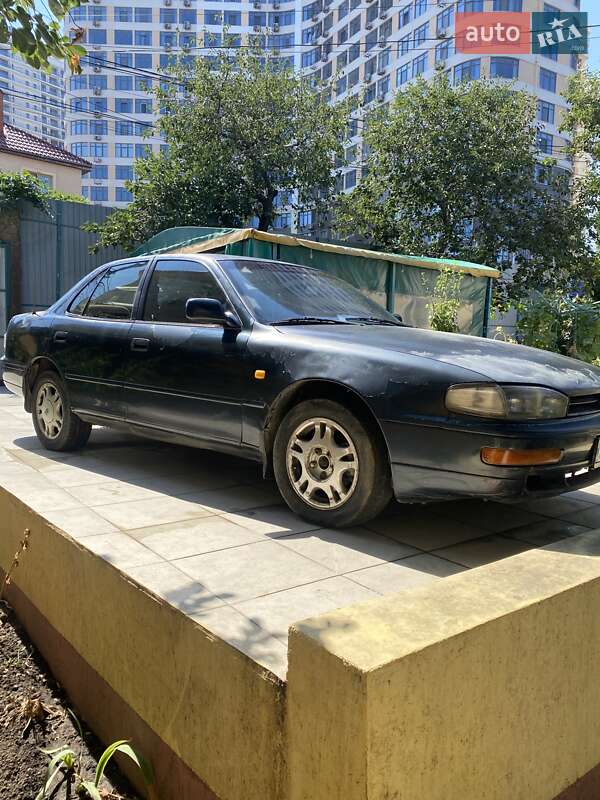 Седан Toyota Camry 1992 в Одессе
