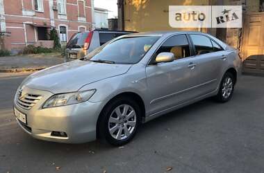 Седан Toyota Camry 2007 в Полтаве