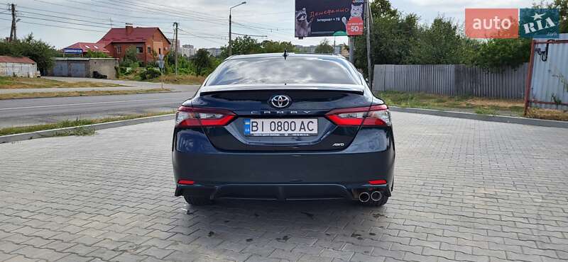 Седан Toyota Camry 2021 в Полтаві