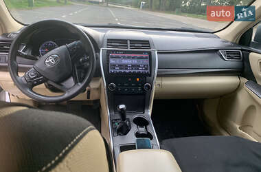 Седан Toyota Camry 2016 в 