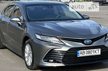 Седан Toyota Camry 2021 в Киеве