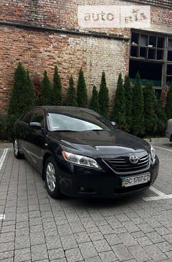 Седан Toyota Camry 2007 в Львове