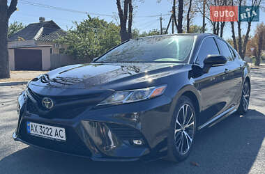 Седан Toyota Camry 2019 в Первомайську