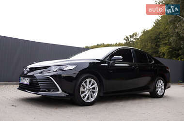 Седан Toyota Camry 2022 в Тернополе