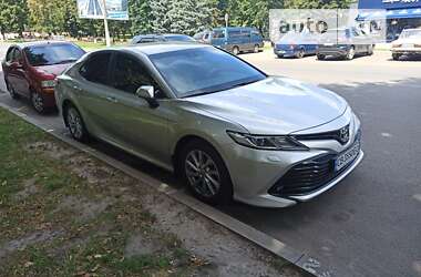 Седан Toyota Camry 2018 в Прилуках