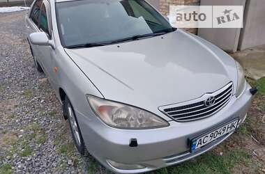 Седан Toyota Camry 2004 в Володимир-Волинському