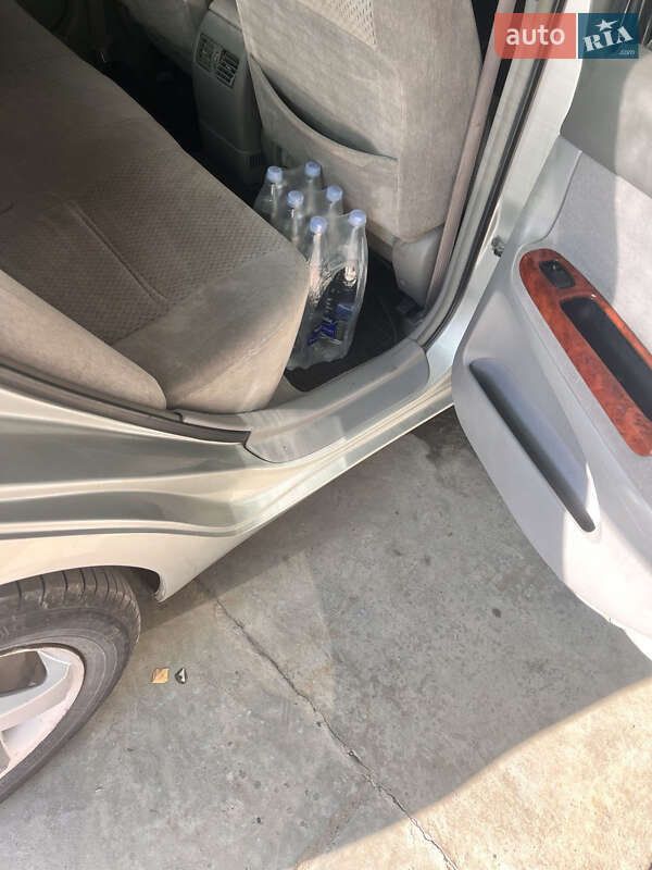 Седан Toyota Camry 2003 в Черновцах фото 10 Седан Toyota Camry 2003 в Черновцах