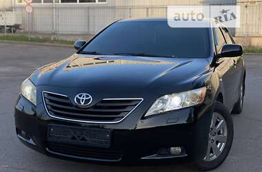 Седан Toyota Camry 2008 в Днепре